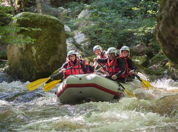 Rafting, kayak, nage en eaux vives, paddle